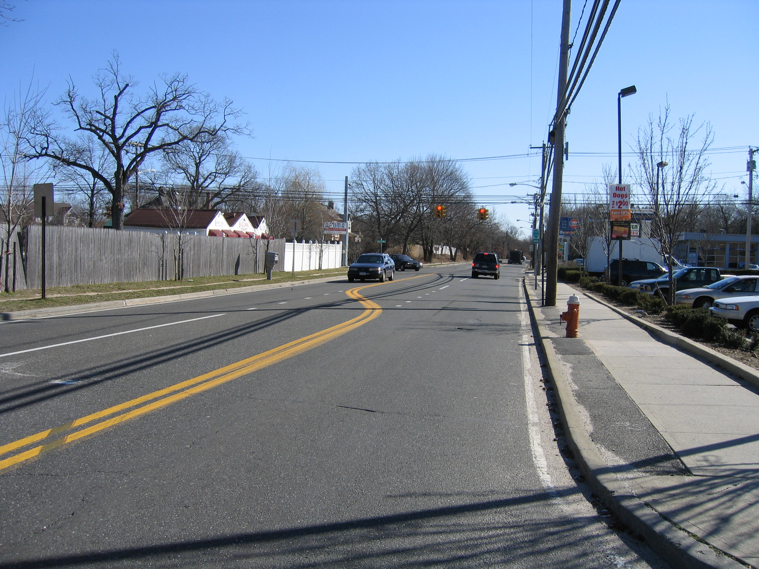 247 BroadwayGreenlawn Road, Huntington, NY, 11572 USA