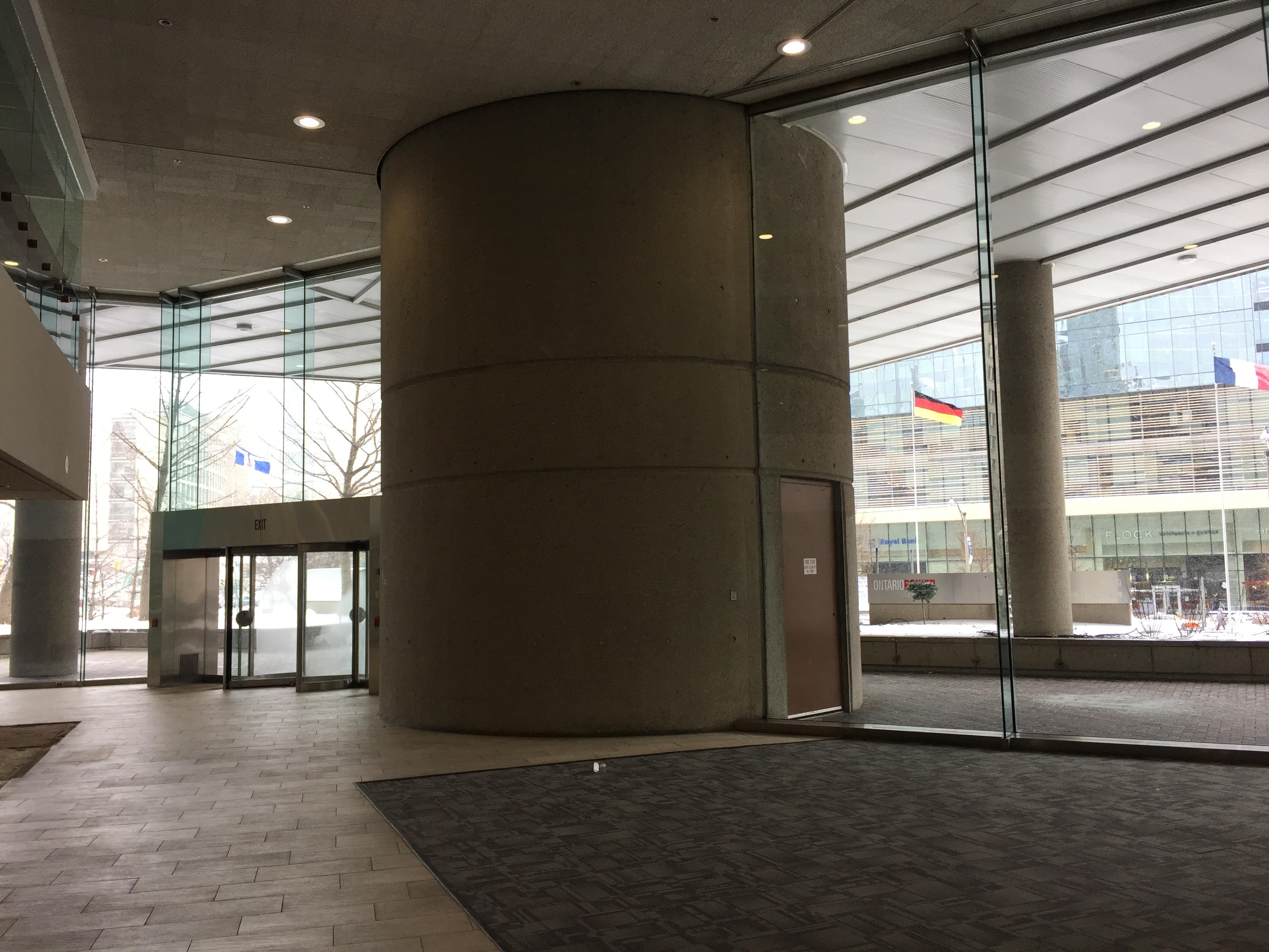 700 University Ave, Toronto, ON, Unit 104