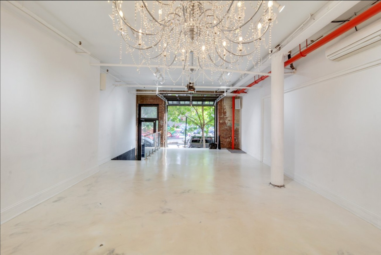 35 Meadow St, Brooklyn, NY 11206, USA