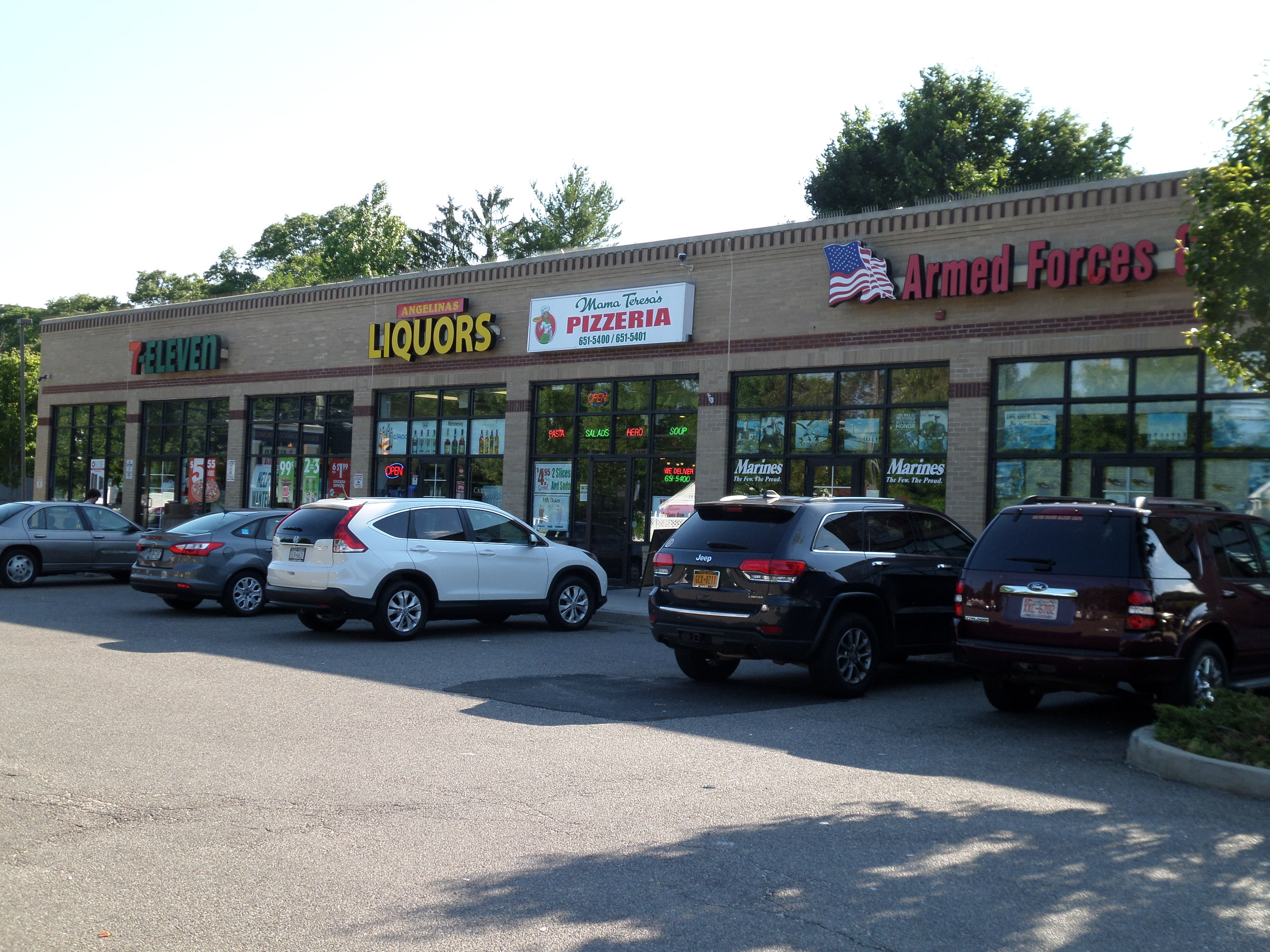 247 BroadwayGreenlawn Road, Huntington, NY, 11572 USA