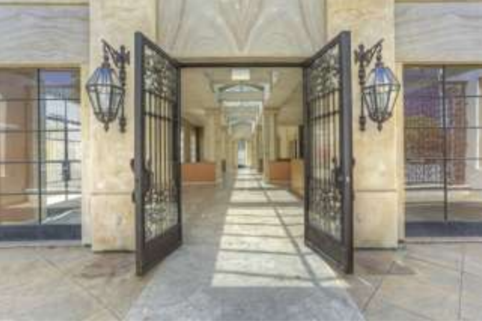 8632 Melrose Avenue, Los Angeles