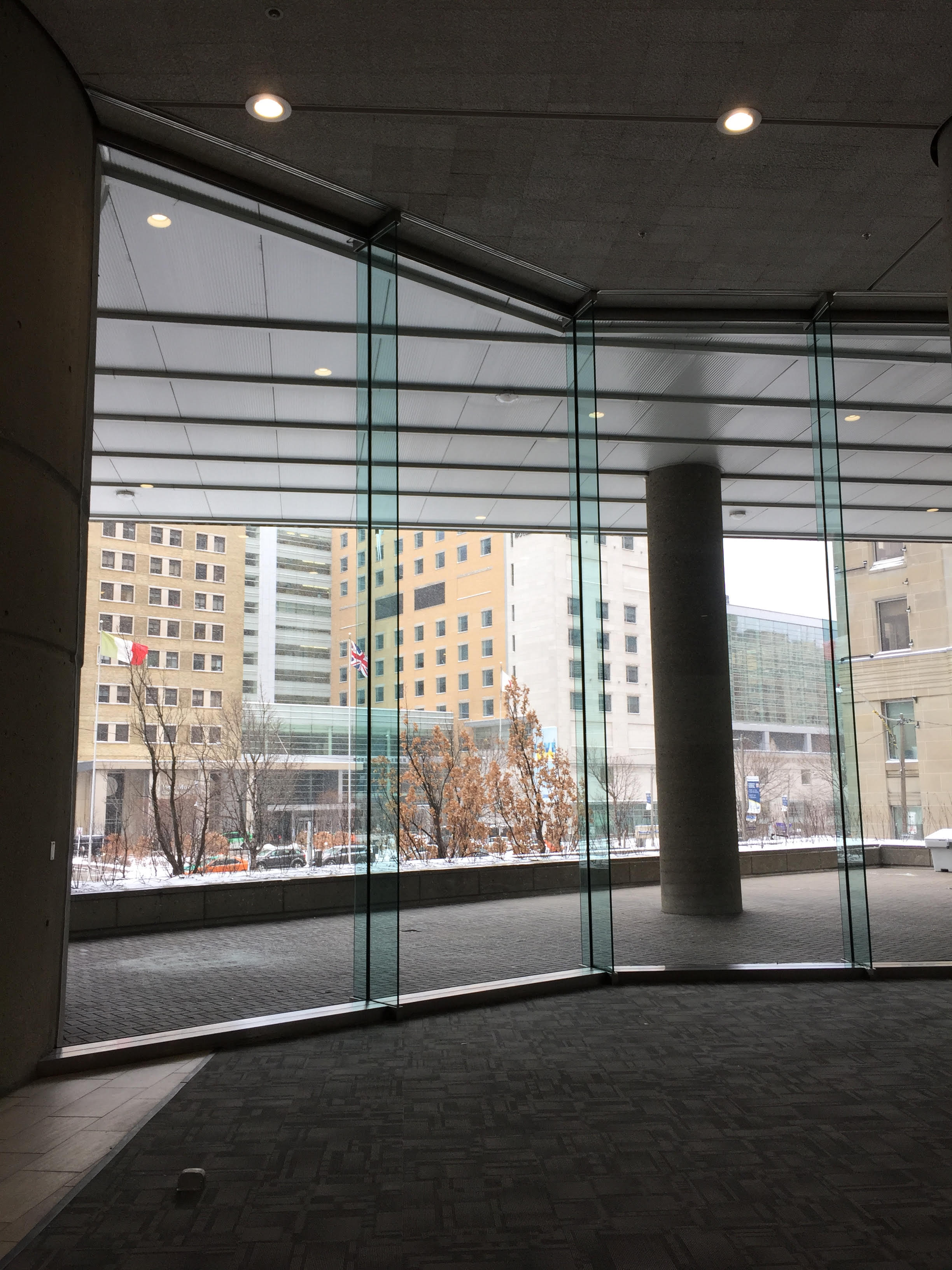 700 University Ave, Toronto, ON, Unit 104