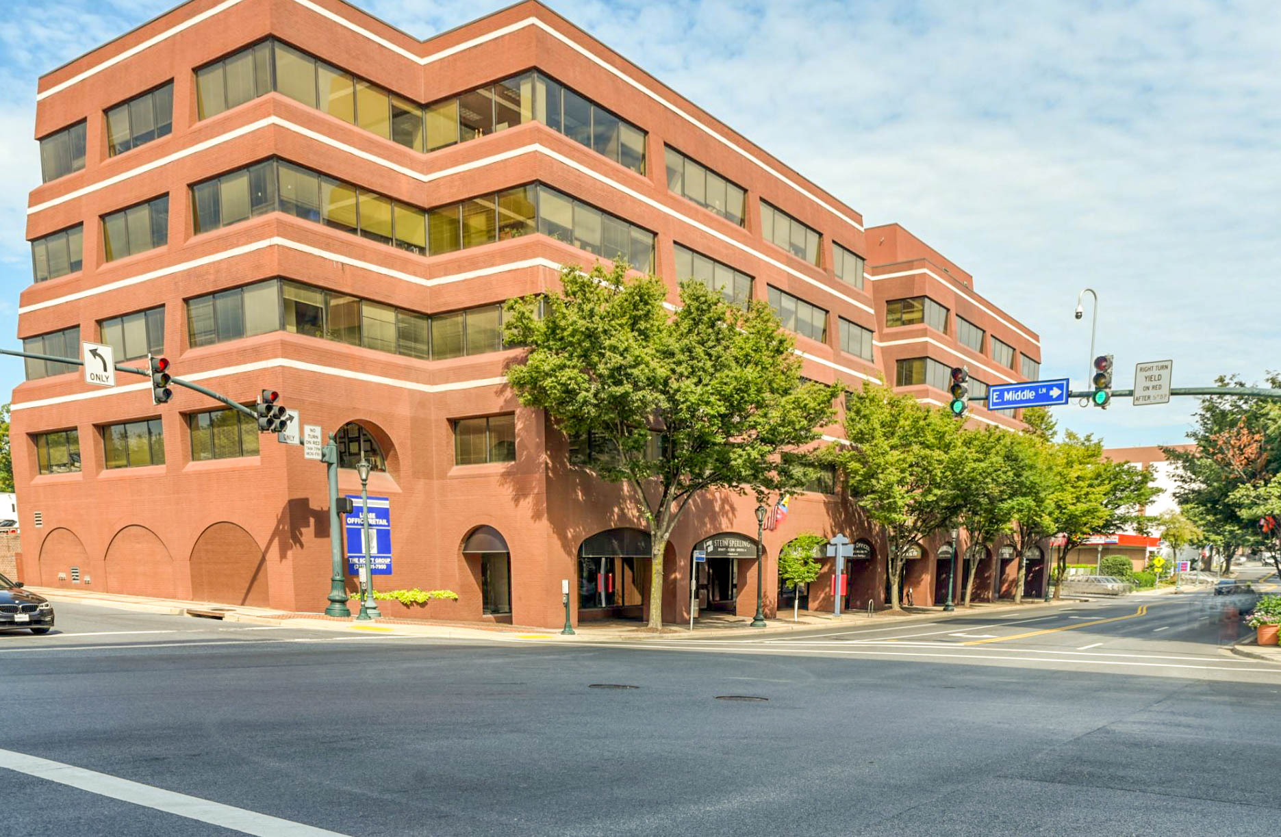 110 North Washington Street, Rockville, MD, 112